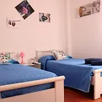 Cosy Flat 80mt From The Sea *