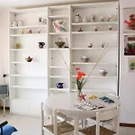 Cosy Flat 80mt From The Sea דירה ביביונה