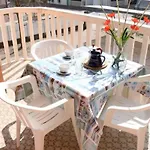 Cosy Flat 80mt From The Sea *