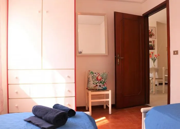 Cosy Flat 80mt From The Sea * ביביונה