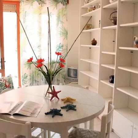 Cosy Flat 80mt From The Sea Apartment