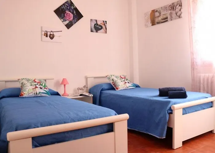 Cosy Flat 80mt From The Sea *