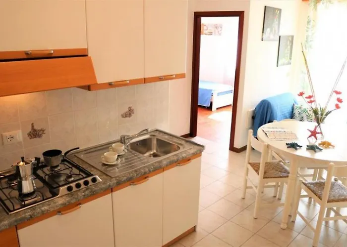Cosy Flat 80mt From The Sea Apartman *